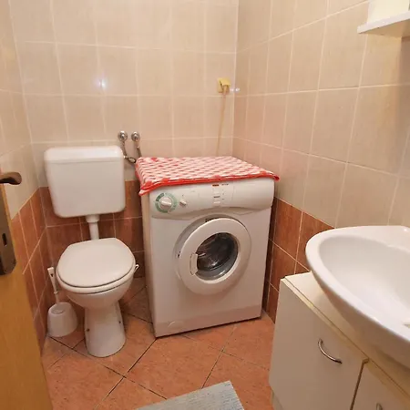 Apartment Fuer 4 Personen Ca 50 Qm In Rovinj, Istrien Istrische Riviera *