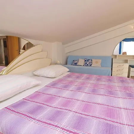 Fuer 4 Personen Ca 50 Qm In Rovinj, Istrien Istrische Riviera Apartment